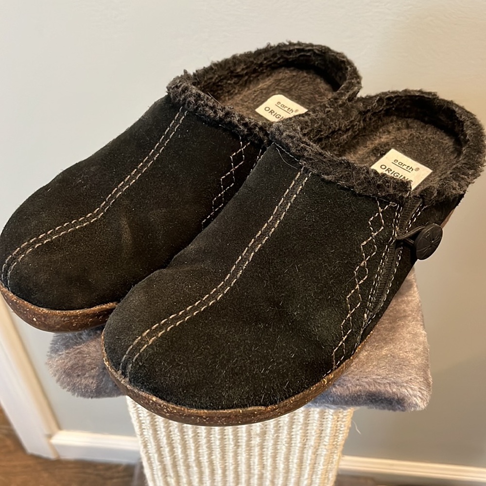Earth origins black clog 6.5